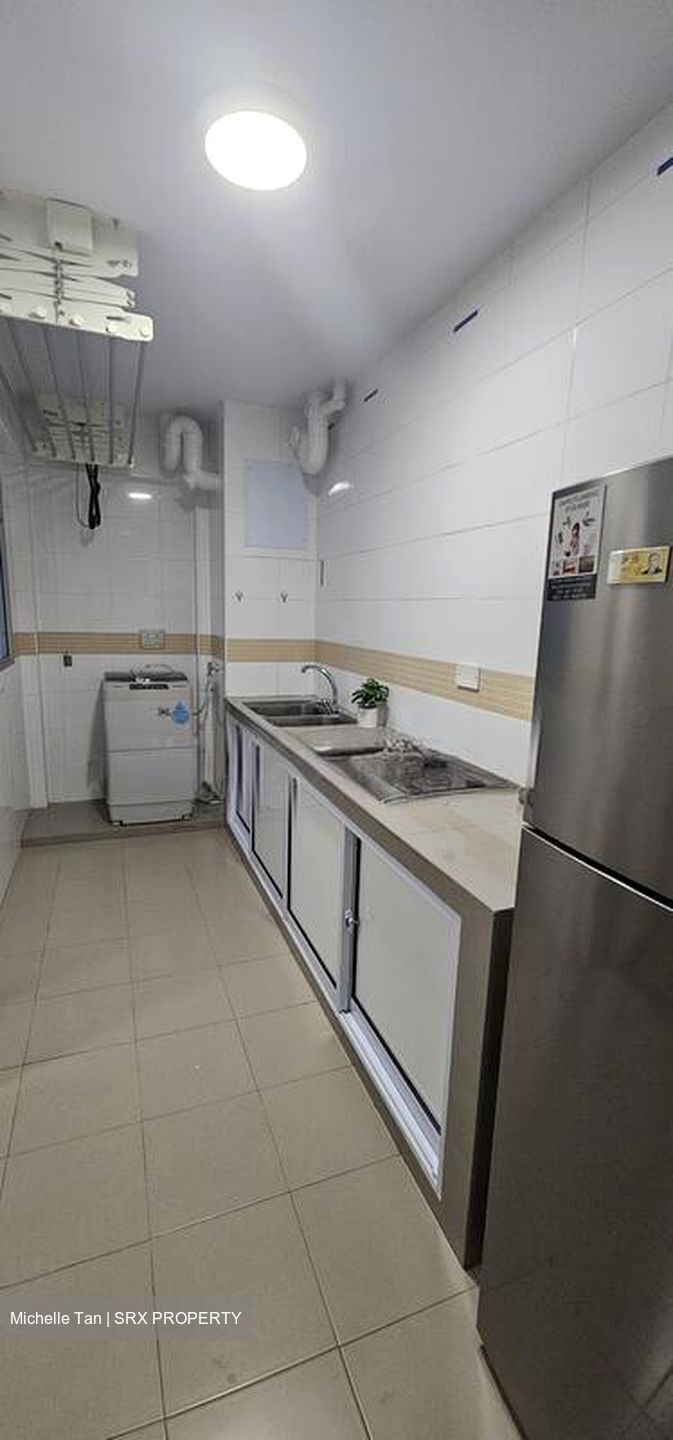Sengkang West Way (Sengkang),  #565923981